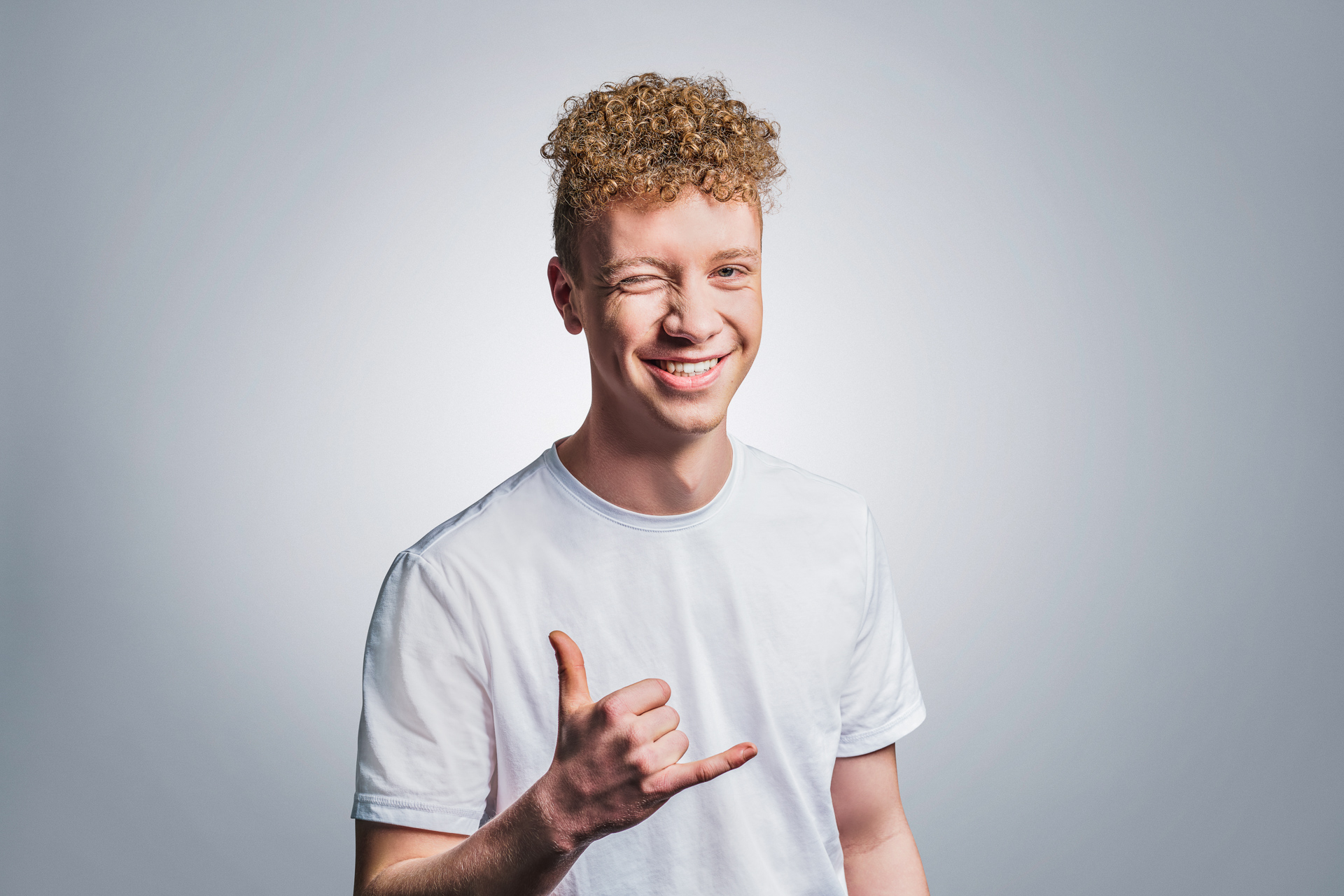 h101-People-Fashion-Fotograf-Fotostudio-PG_Studios_2022_04_11_hainzl_lehrlingskampagne7980