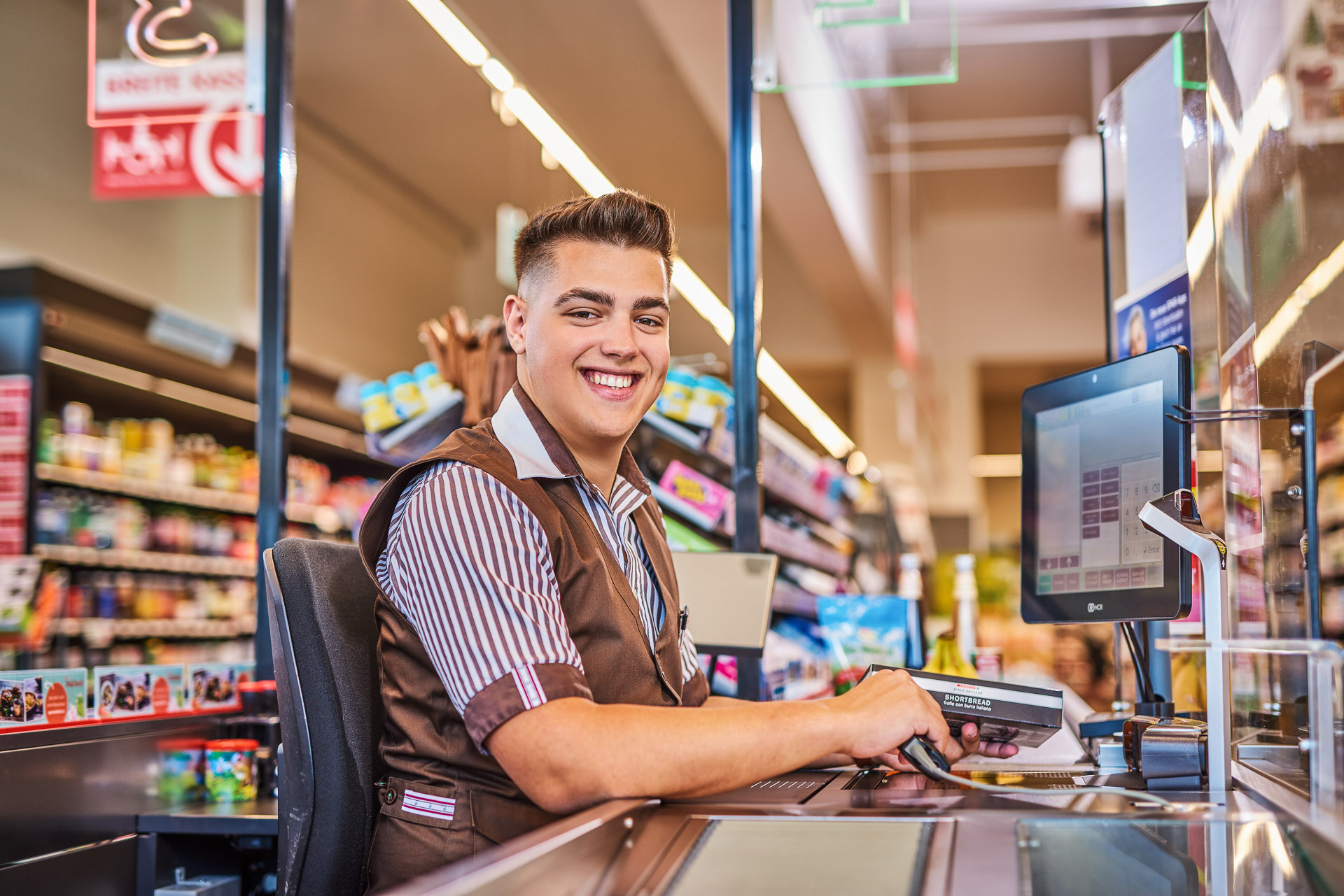 h124-People-Fashion-Fotograf-Fotostudio-PG_Studios_23_Marktleiter_Spar2616_spar