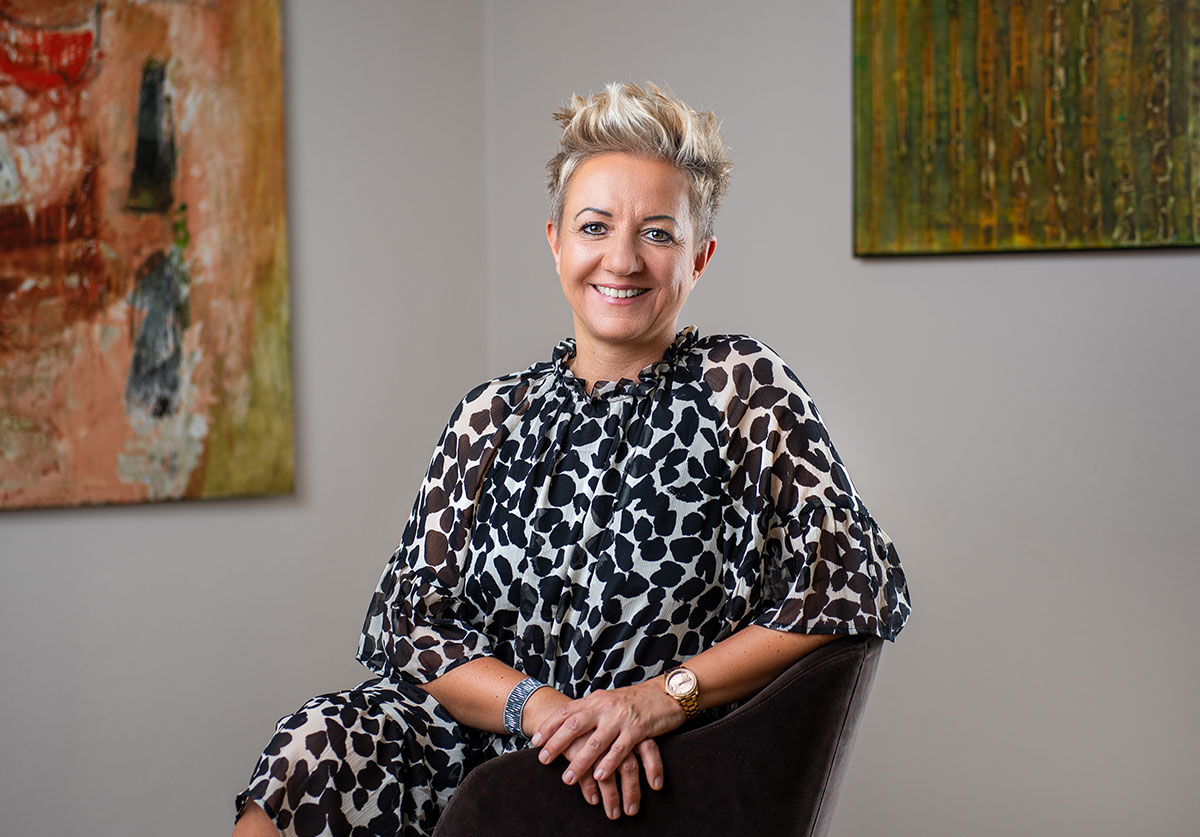 ursula-pfrommer-spiegelfeld-team_a8cf6bda53f8bc410731262a543dedc2